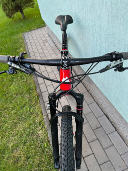 Prodám MMR Kenta, vel.M, karbon,vidlice Rock Shox Sid, tlumi - 4
