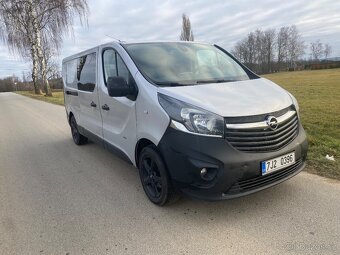 Opel vivaro 6míst - 4