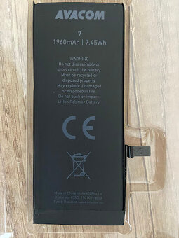 Prodám novou baterii iPhone 7 - 4