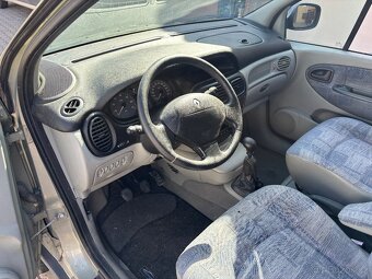 Renault Scenic RX4 - 4