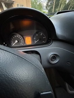 MERCEDES Vito 111 Cdi LONG 9 míst. osobní M1 r.v.:2007 - 4