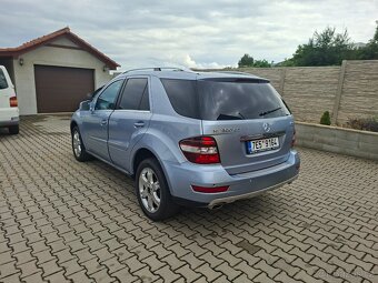 MERCEDES-BENZ ML300-4MAMTIC-TOP KRÁSNÝ STAV - 4