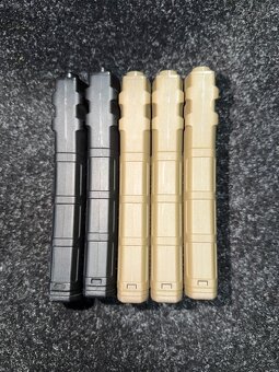 G&P Zásobník M4/M16 na 130 ran FROG, tlačný, točný - 4