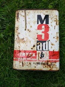 Staré kanystry od motorového oleje Trysk - 4