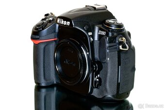 Nikon D300 pouze 1341 expozic NEPOUŽÍVANÝ - 4