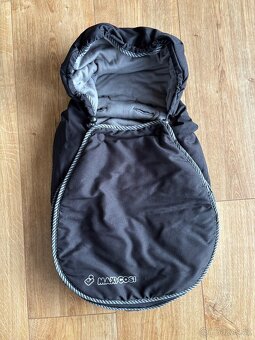 Autosedačka Maxicosi vč. novorozenecké vložky a fusaku - 4