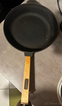 Litinová pánev - 4