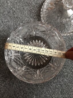 Broušená dóza s víčkem - 4