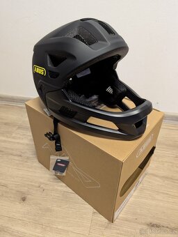 Dětská integrální helma NOVÁ - 4