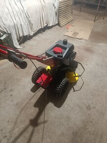 Dvoububnová sekačka VARI BDR 700 - 4