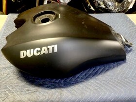 Ducati X Diavel 2016 Nádrž 18L - 4