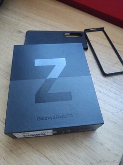 Samsung Galaxy fold 3 5G 12/256 originální - 4