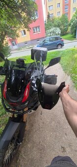 Prodám GIVI Čelní sklo pro Africa Twin Adventure Sports - 4