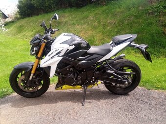 SUZUKI GSX-S 750 Abs - 4