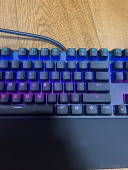 Herní klávesnice SteelSeries Apex Pro - 4