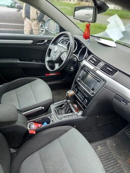 Prodám Superb 2 tdi - 4