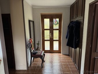 Prodej vily z roku 1924 s pozemkem 766 m2, garáž, venkovní p - 4