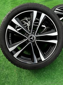 Originál alu kola Mercedes CLA R18 Zimní - 4