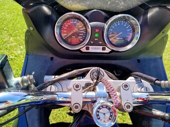 Suzuki Bandit gsf 1200s - 4