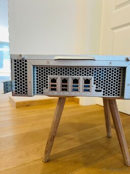 QNAP TVS-871U-RP – NAS server, 8 pozic, redundantní napájení - 4