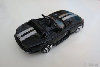 Model auta Viper RT/10 Burago 1:43 - 4