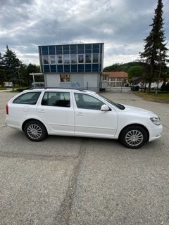 Škoda Octavia Combi II Facelift rok 2012 - 4