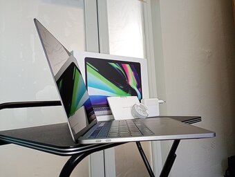 MacBook PRO 13 palců Apple M1 chip 8 RAM 256 ssd jen 46 - 4