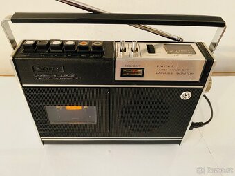 Radiomagnetofon Sony CF 150, 70.léta - 4