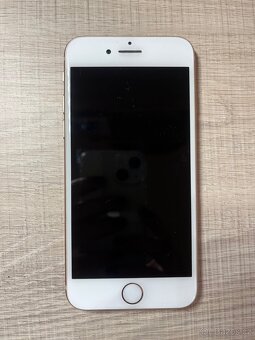 iPhone 8 (256GB) - 4