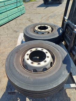 Pneu vč. disku 315/80 R22.5 - 4
