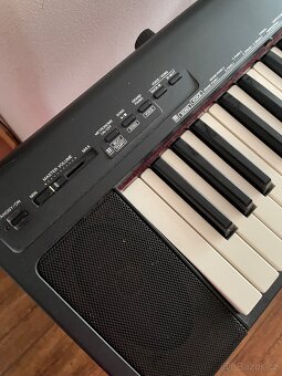 Yamaha NP 30 - 4
