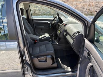Volkswagen Touran 1.9 TDi BEZ DPF NOVA STK - 4