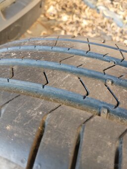Letní pneu 245/45/19 Pirelli R19 - 4