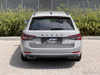 Škoda Superb 3 SPORTLINE 2.0TSI 200kW 4x4 DSG Virtual 50tkm - 4