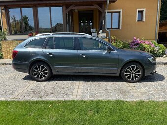 ŠKODA SUPERB KOMBI 2015 2.0TDI AMBITION PLUS - 4