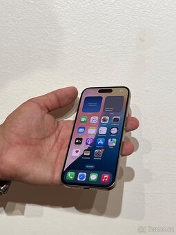 iPhone 15 Pro 128Gb, baterie 93% - 4