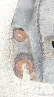 Ford Ranger – Příčka pod převodovku, silentblok převodovky - 4