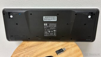 Set bezdrátové klávesnice + myši HP KG-0851 - 4