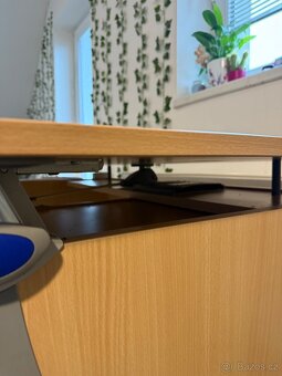 Rostoucí psací stůl - 4