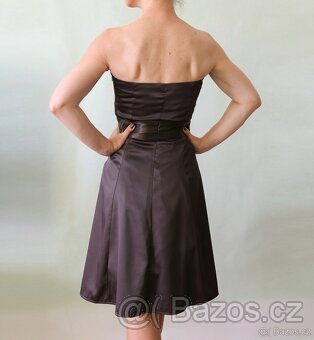 Hnědé korzetové šaty s výšivkou Vero Moda vel.S - 4