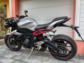Triumph Street Tripla R 765 - 4