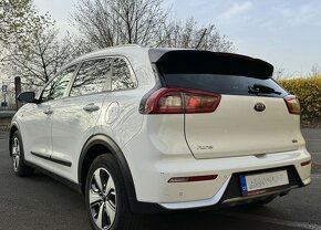 Kia Niro Hybrid - 4