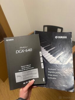 Klavír Yamaha DGX-640 - 4