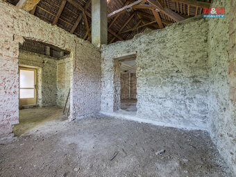 Prodej zemědělské usedlosti, 3980 m², Jesenice - 4