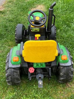 Elektrický traktor Peg Perego John Deere + 2x vozík - 4