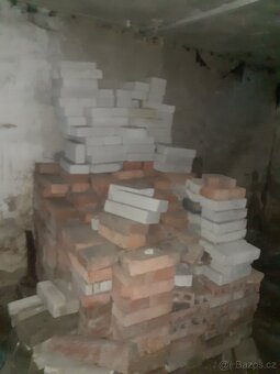 Stavební materiál různé - 4