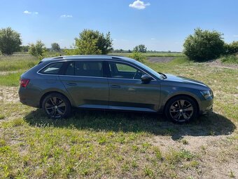 Škoda SUPERB III. kombi 2.0 tdi 140kw manuál - 4