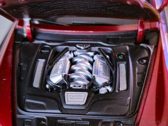 Bentley Mulsanne 1:18 Kyosho - 4