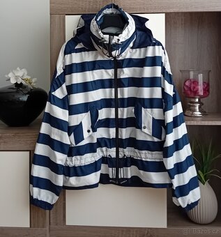 Zara dámská lehká oversized bundička vel. M/L - 4