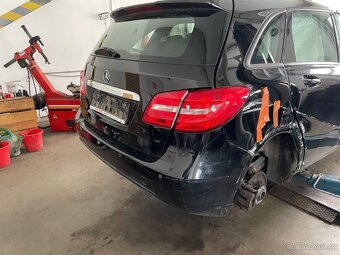 W246 B-class 180 cdi - 4